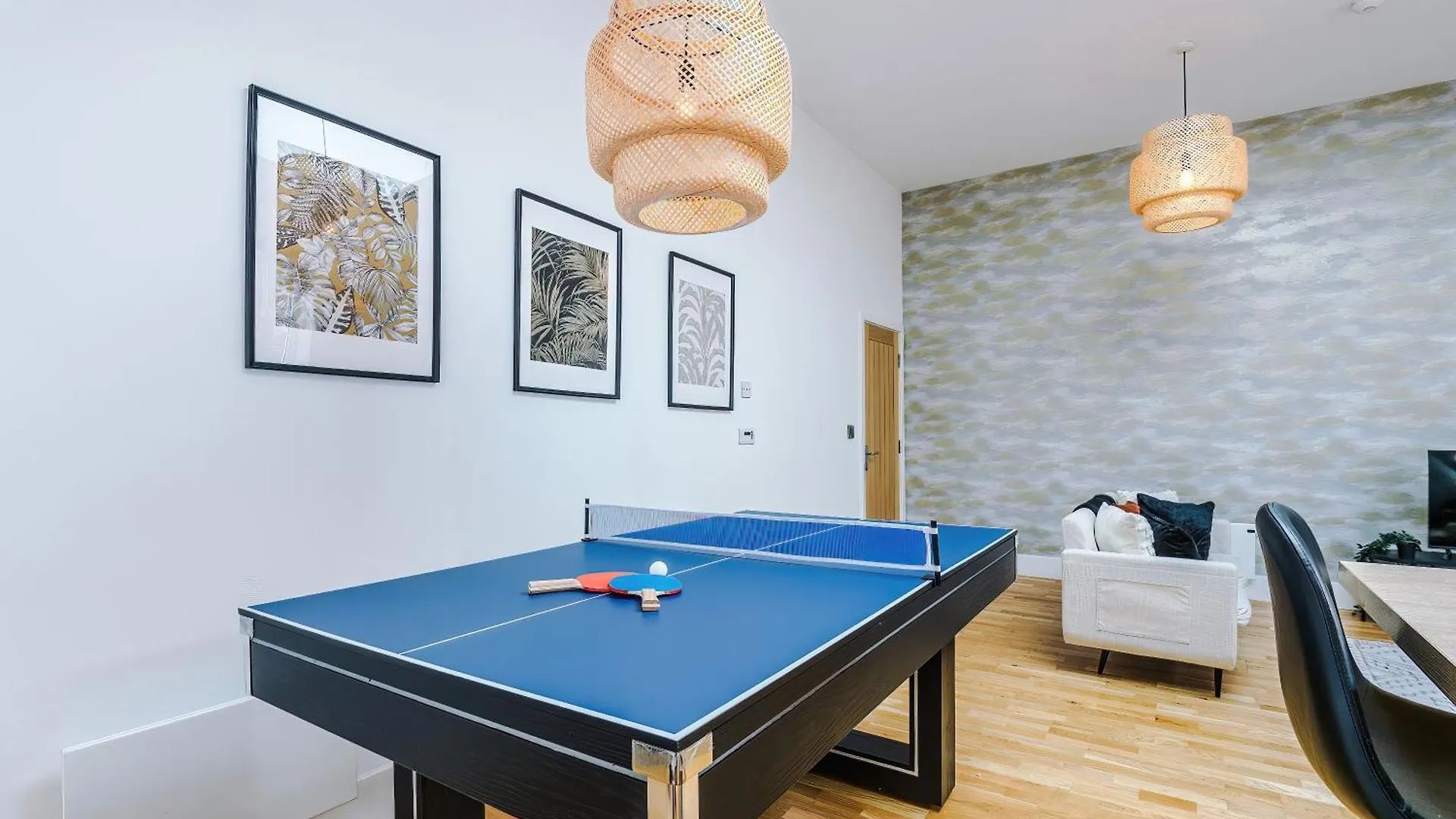 Stylish York Getaway - Pool Table アパート